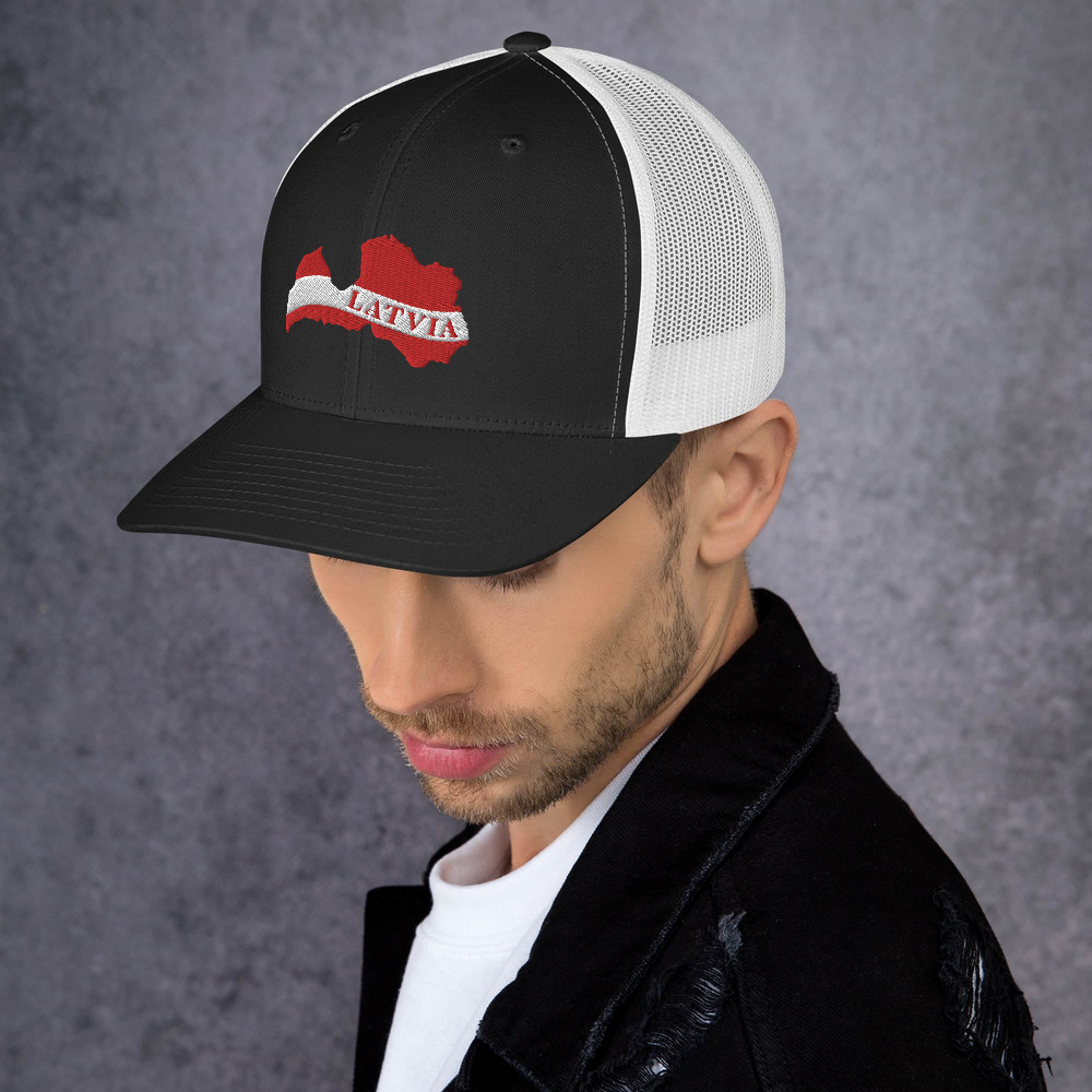 retro-trucker-hat-black-white-left-61a3e2026ed8a.jpg