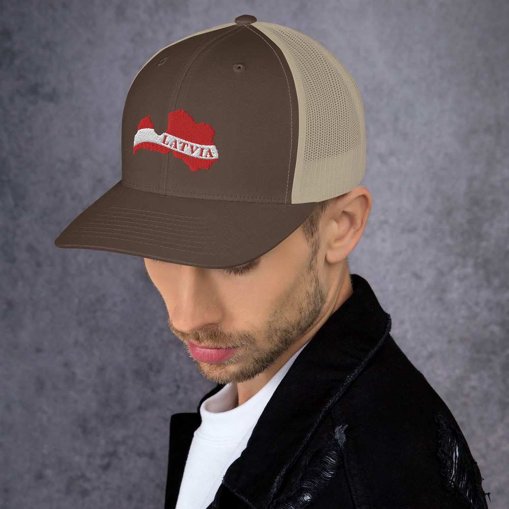 retro-trucker-hat-brown-khaki-left-61a3e2026f104.jpg